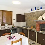 Oscha By Interhome
