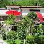 Oscha By Interhome * Lovran
