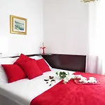Oscha By Interhome